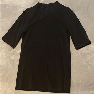 Uniqlo Black Mock Neck Short Sleeve Women's Top